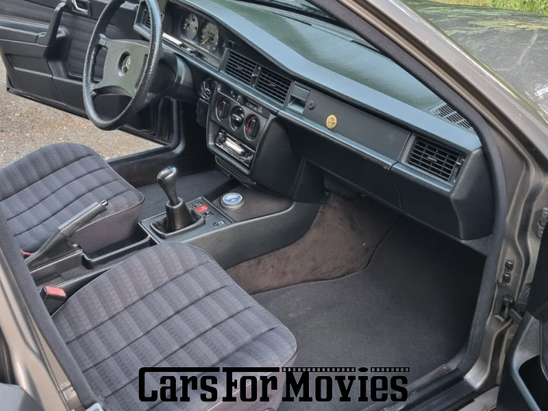 CarsForMovies | Mercedes Benz W201 2.5 1990 Deutschland Grau Schwarz Zivilfahrzeug Limousine DE - Baden-Württemberg 7788 